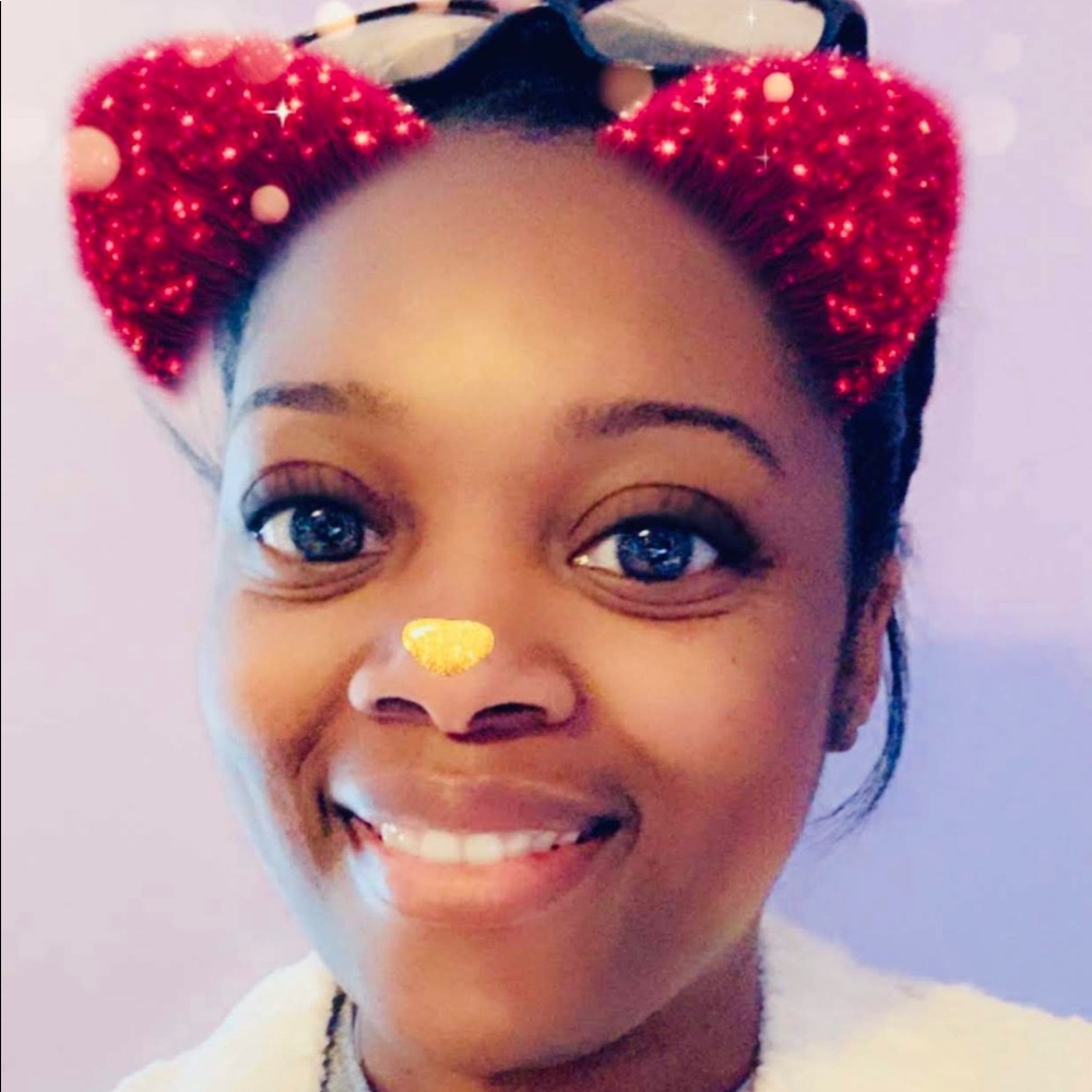 Meet your Posher, Sade